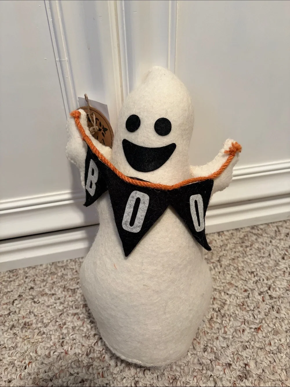 T.J.Maxx White Felt Ghost with Black BOO Banner and Orange Trim